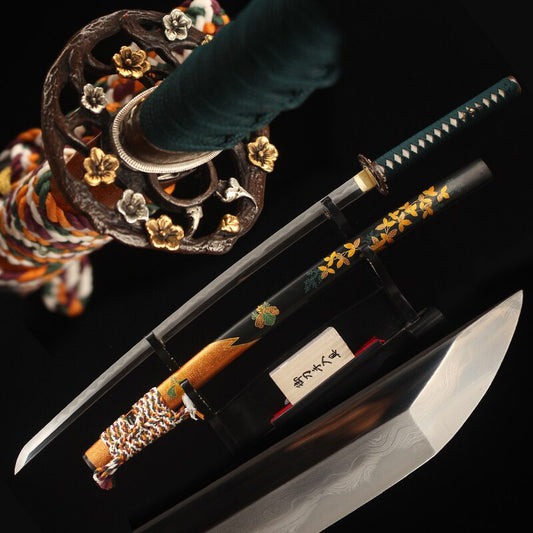 Japanese Katanas Damascus Folded Steel Clay Tempered Hamon Blade Real Swords Handmade Full Tang Japan Lacquer Sheath