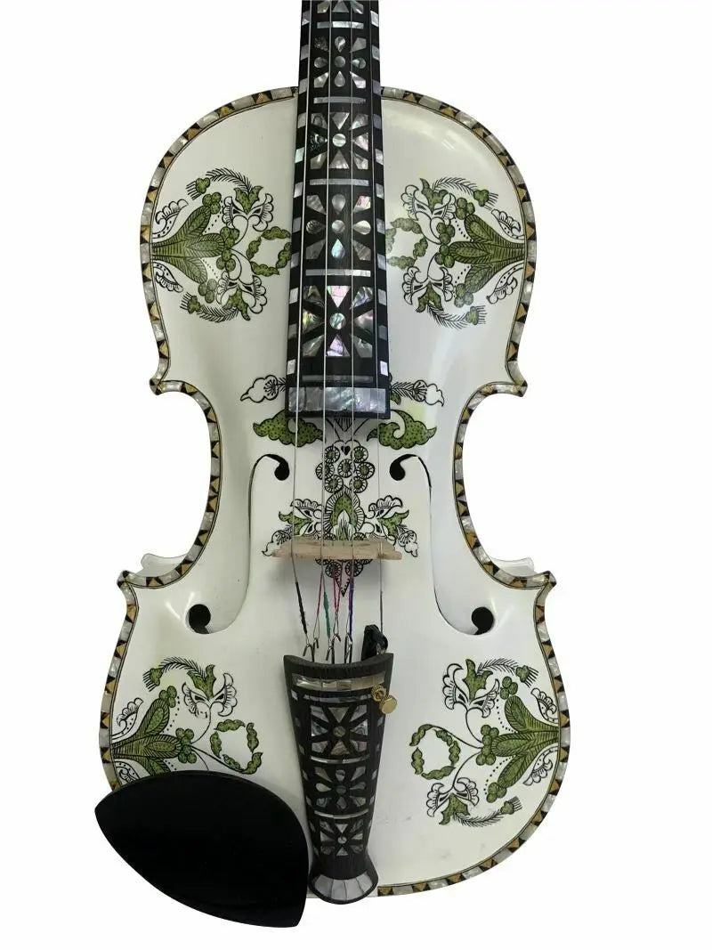 Norwegian violin with 8 strings and 4 vibrating strings